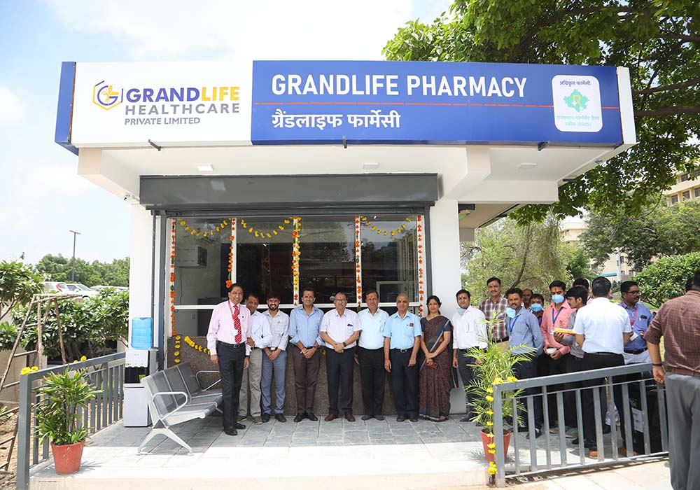 ग्रैंड लाइफ फार्मेसी के माध्यम से RGHS कर्मचारियों एवं पेंशनर्स लाभार्थियों को मिलेंगी कैशलेस दवाइयां