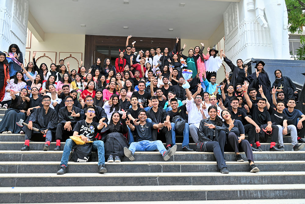 Geetanjali Medical college and Hospital organized 'Fresher's Feast' Batch 2023 on 15 th June 2024 to welcome the students of MBBS Batch 2023
