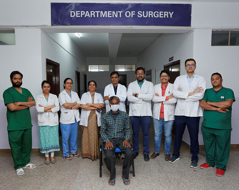 पैनक्रियास की 15 सेंटीमीटर गांठ एवं पित्त की पथरी का दूरबीन द्वारा एक साथ हुआ सफल लेप्रोस्कोपिक ऑपरेशन 