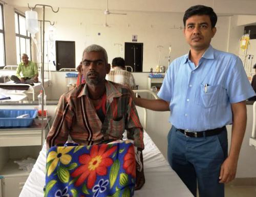 नींबू के आकार की गांठ को बिना सर्जरी बाहर निकाला